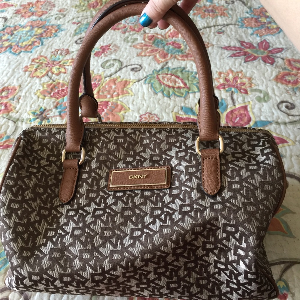 DKNY Signature Handbag